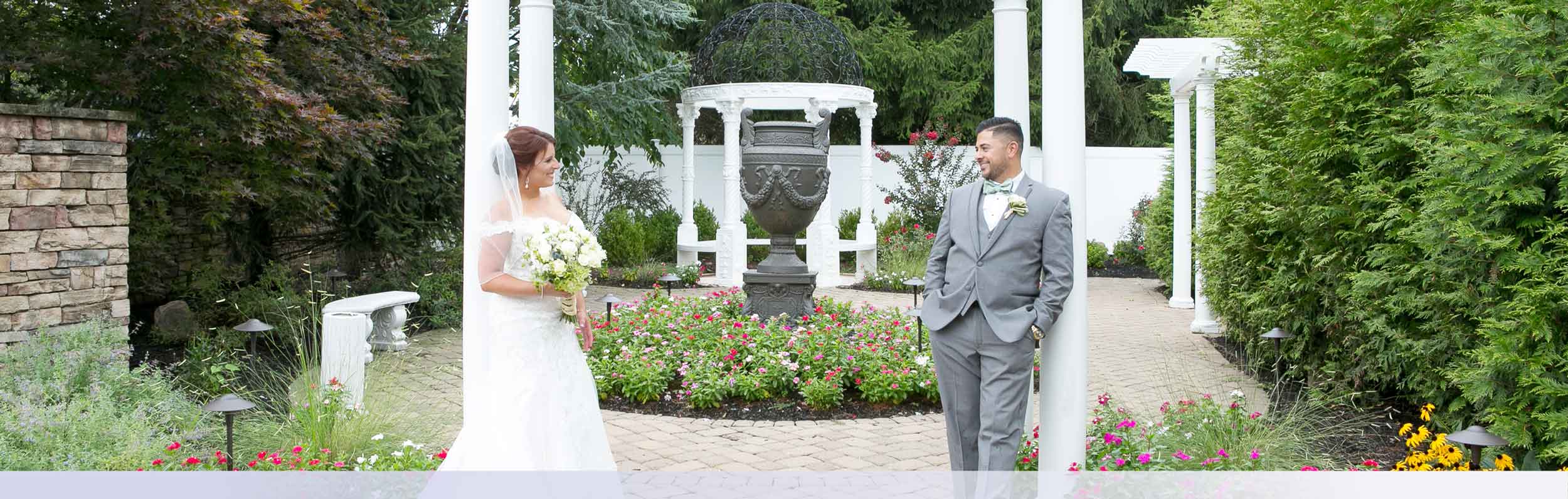 Outdoor Nj Wedding Venue Ceremony Garden