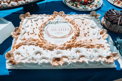 President Award Cake Gourmet Corporate Catering To Go