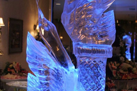 Amazing Ice Sculpture Wedding Reception