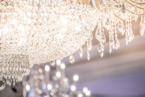 Elegant Chandeliere Details Lighting Wedding Package